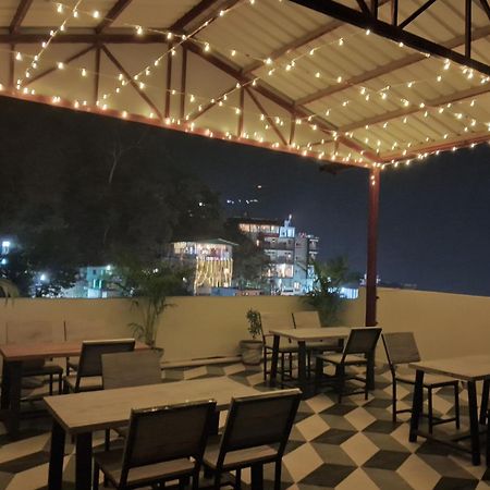 Hotel Hostel Vimal Ganga Rishīkesh Eksteriør bilde