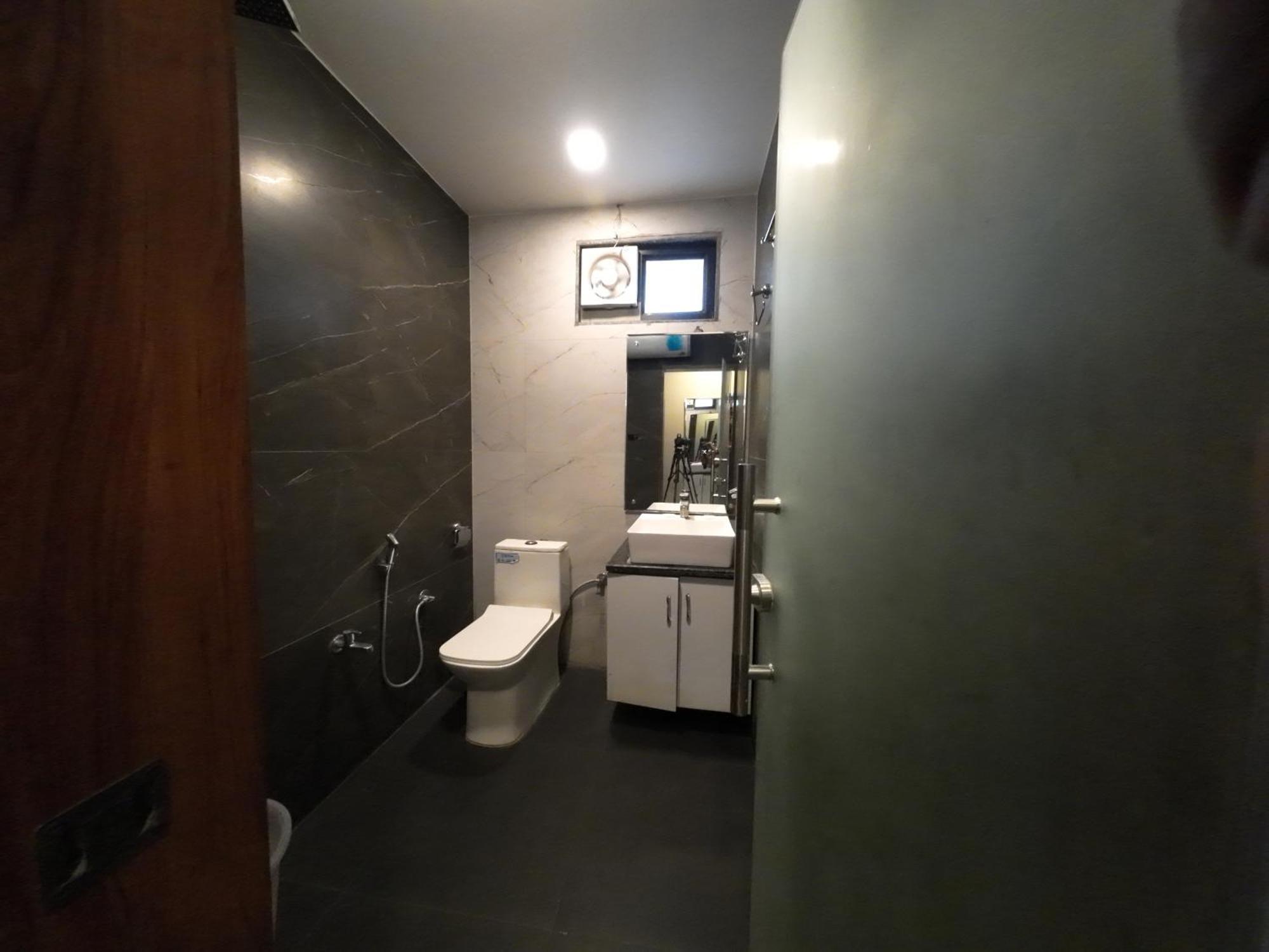 Hotel Hostel Vimal Ganga Rishīkesh Eksteriør bilde