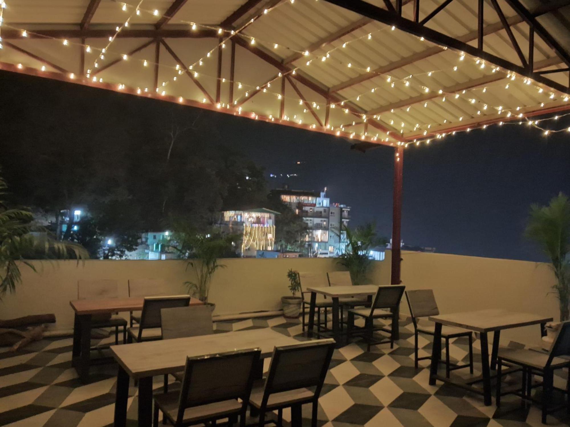 Hotel Hostel Vimal Ganga Rishīkesh Eksteriør bilde